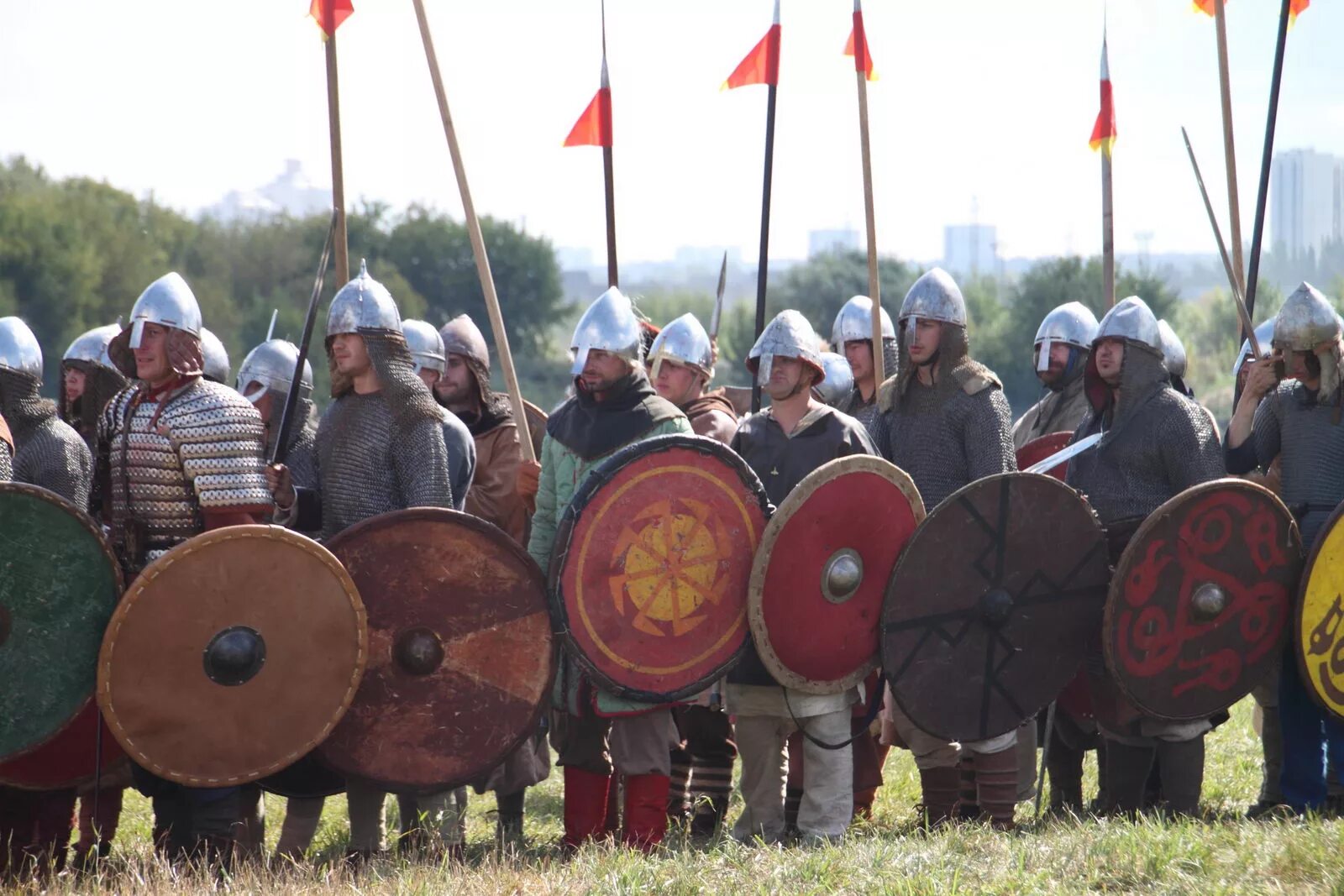 Князья и дружина восточных славян. Дружина в древней руси. Дружина в древней руси. Дружина в древней руси. Княжий дружинник в киевской руси.