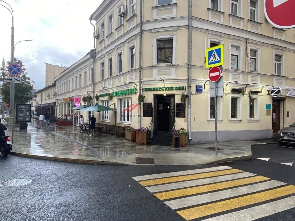 Москва, Садовая-Черногрязская улица, 20/28. Садовая-Черногрязская 22с1. Садовая-Черногрязская 20/28. Москва, ул. Садовая-Черногрязская д.22, с.1.