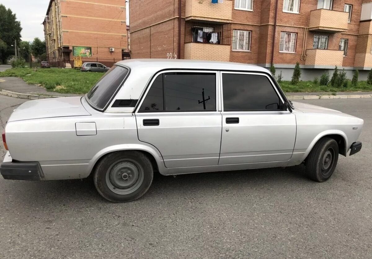 Ваз 2107 черного цвета. Ваз 2107 1982. Ваз 2107 1982. Ваз 2107 2012 года драйв 2. Ваз 2107 старенькая.