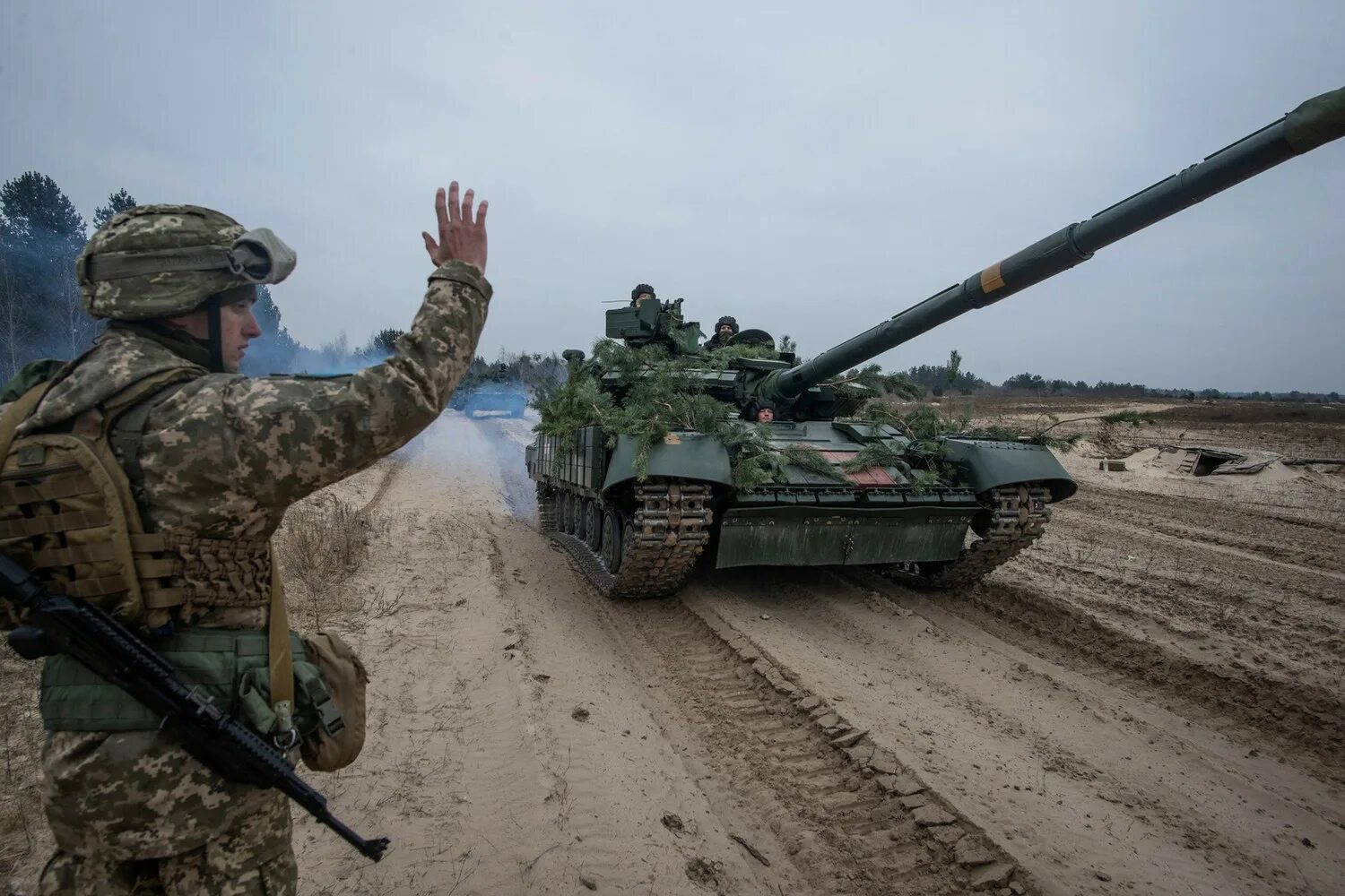 Российская армия. Украинские войска. Российские войска. Российская армия учения.