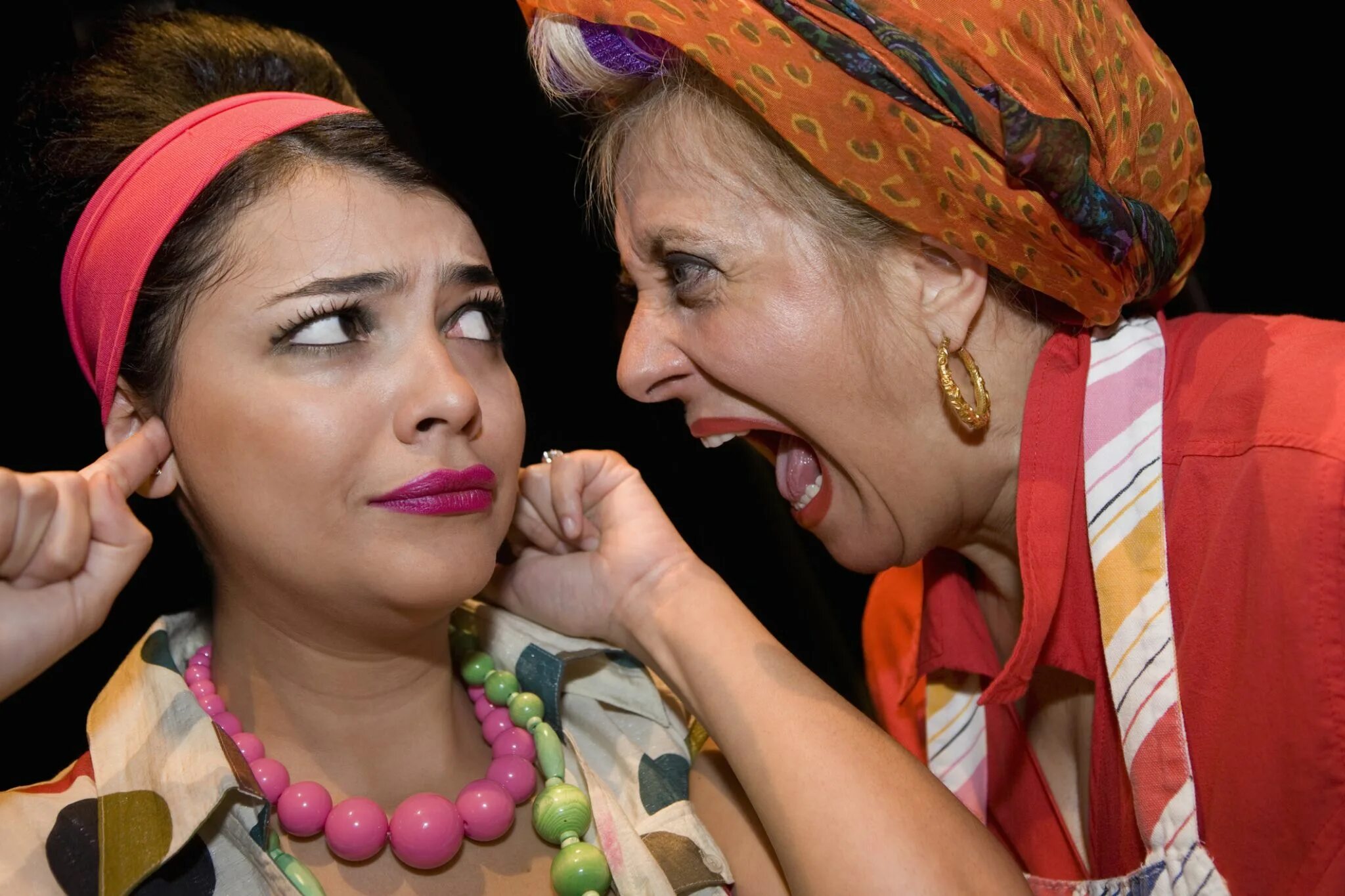 Невестка и свекровь чурикова. Свекровь фото. свекровь и невестка. злая свекровь и невестка. страшная свекровь.