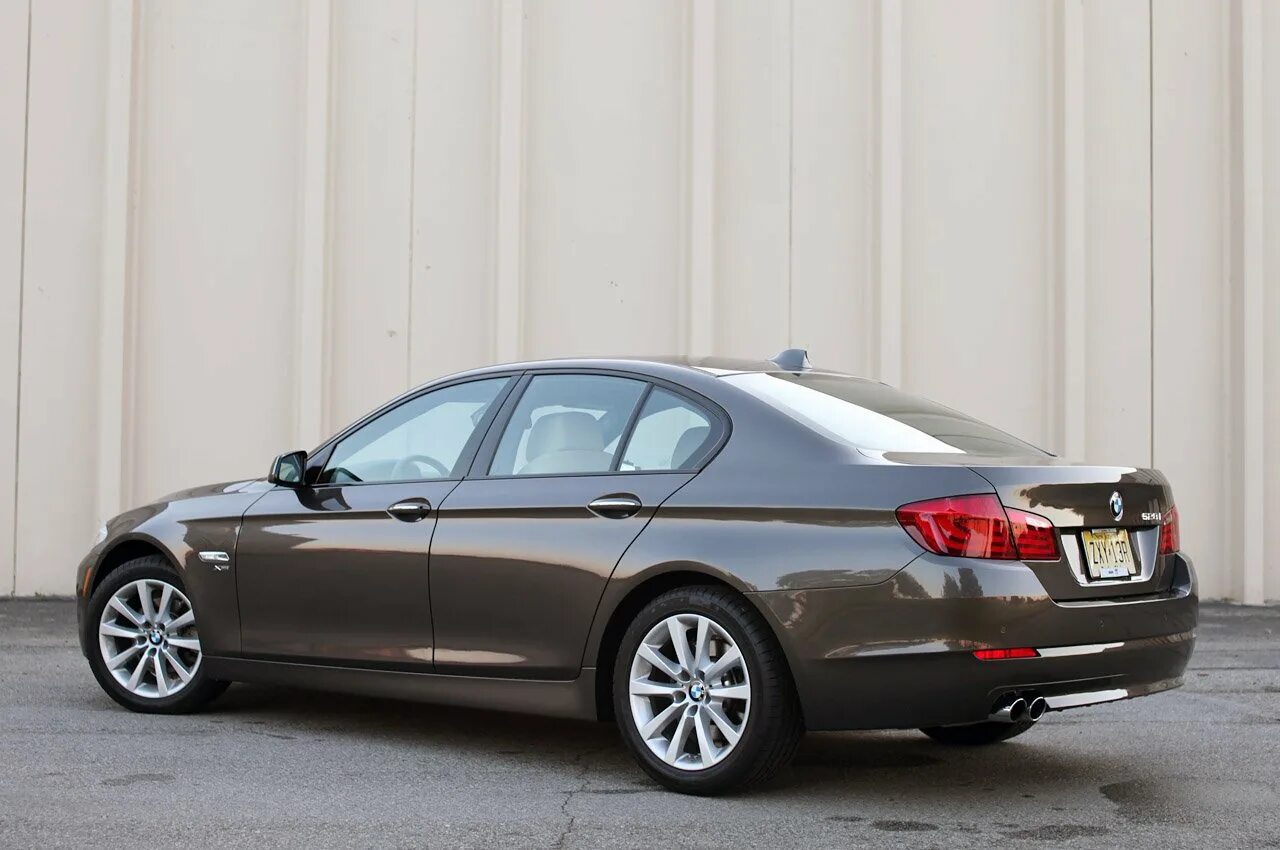 Седаны с полным приводом. BMW 528i XDRIVE. BMW 528 XDRIVE. BMW 528i 2012. BMW 528i XDRIVE 2012.