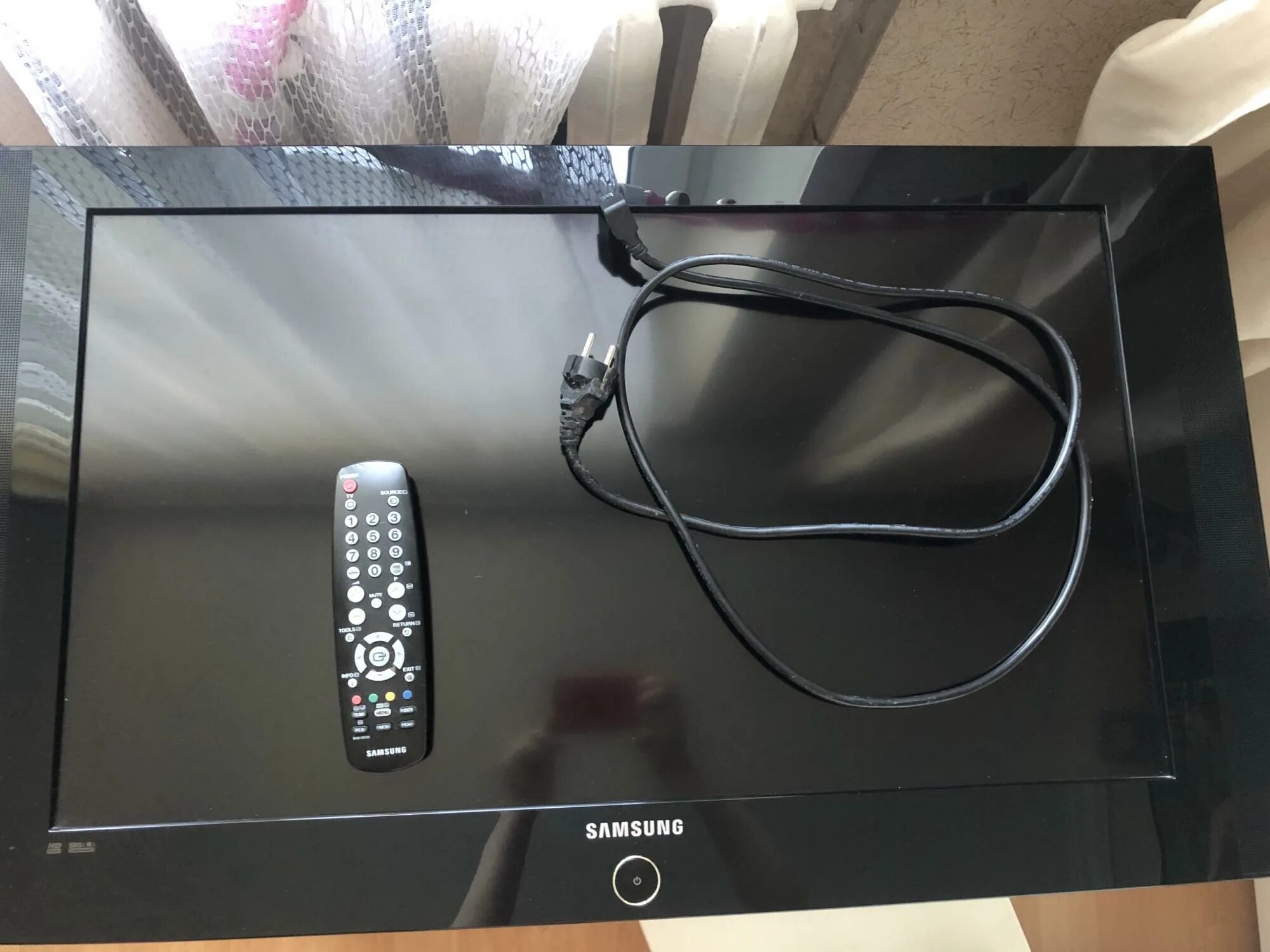 Samsung be32r-b. телевизор samsung le-37a330j1. телевизор le32a330j1 samsung 81см. телевизор samsung le-32a330j1 32". самсунг а 32 цена.