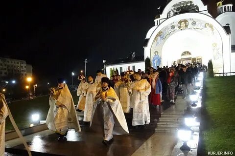 Церковь крестный ход