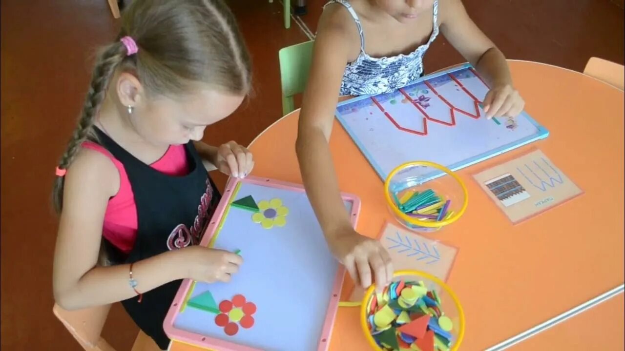 Игра развиваем воображение. Игры на развитие творческого воображения. игры развивающие воображение дошкольников. игра на творческое воображение детей дошкольного возраста. игры для дошкольников развивающие фантазию творческое воображение.