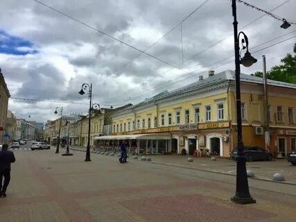 Рождественская 22
