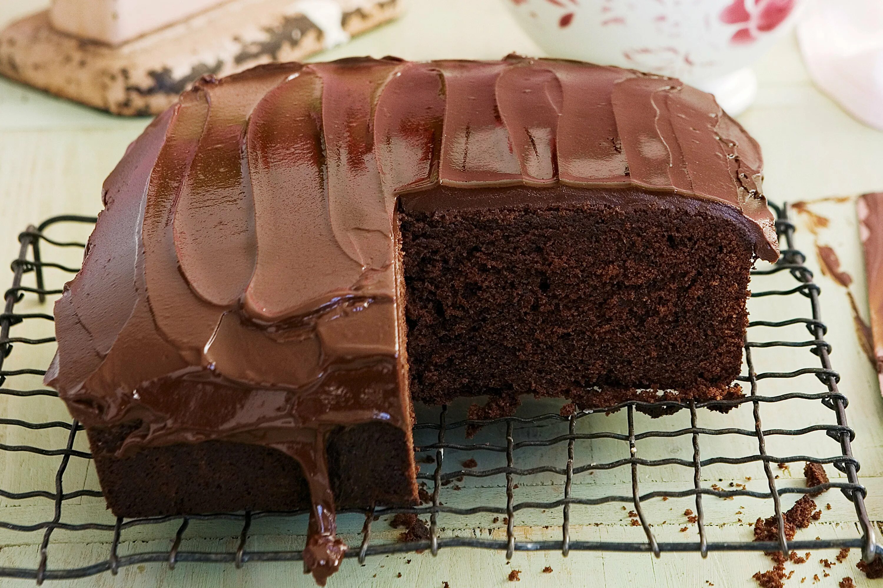 Брауни с соленой карамелью. Шоколадный кекс с творогом. Шоколадный кекс. Шоколадная выпечка. Кондитерские изделия торты.