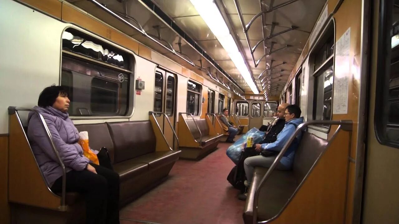 Почему плохо в метро. Метро русич на таганско-краснопресненской. вагон москва ткл. служебные вагоны метро. 81-785 вагон метро.