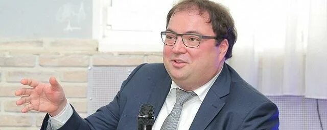 Главы минцифр шадаева. Шадаев. глава минцифры шадаев жирный.