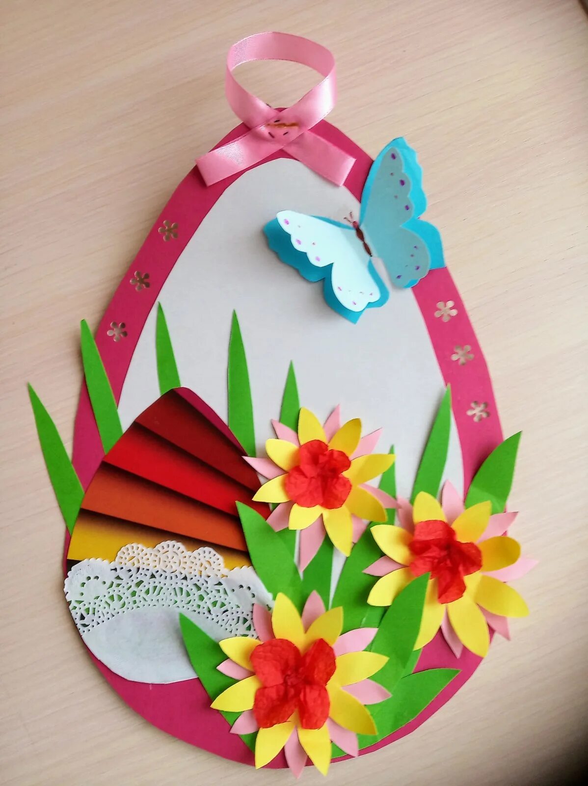 поделка мима на 8 марта. открытка на 8 марта из цветной бумаги. аппликация. аппликации к 8 марту. аппликация восьмерка с цветами.