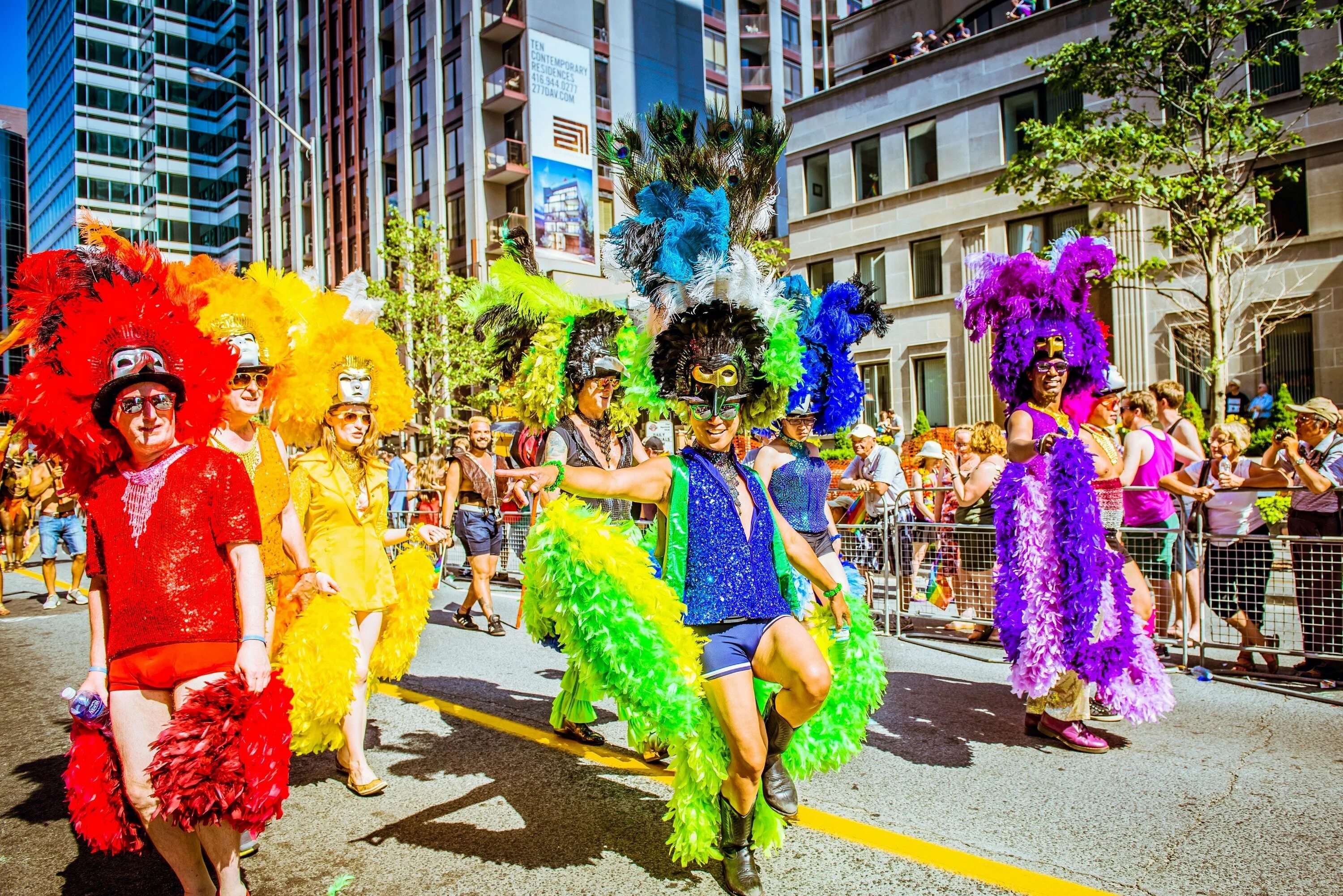 парад в испании. военный парад в испании. парад в испании. сухопутные войска испании. парад в испании.