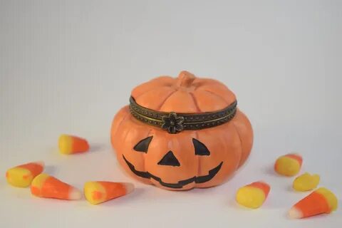 У фигурной тыквы