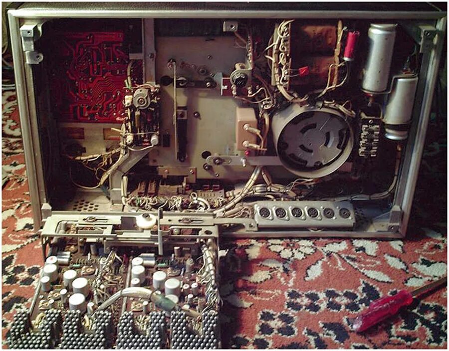 Вега 117 стерео вега. Магнитофон катушечный орбита 204. Тюнер т101 блок индикации. Радиола радиотехника 101 стерео. Мелодия 104 стерео усилитель.