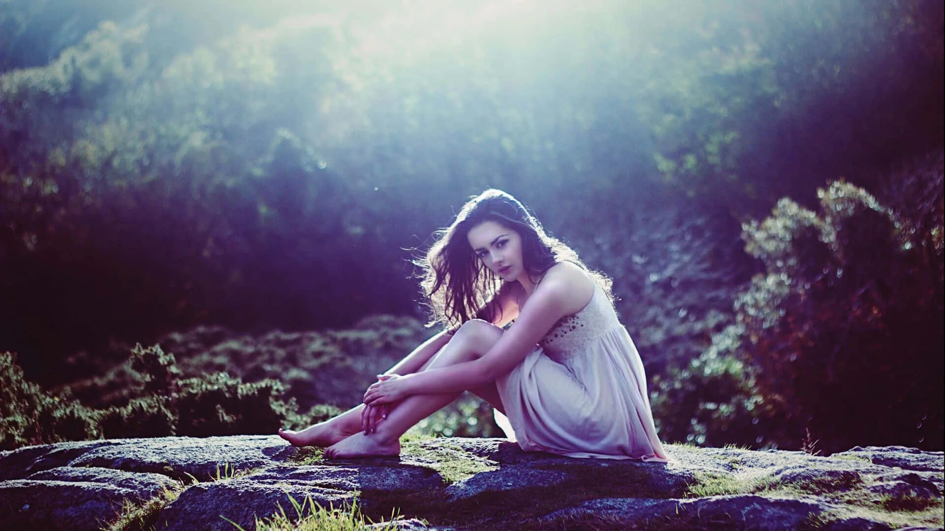 You can be the beauty. Photographer девушка. Девушка в платье босиком под дождем. Beautiful girl. Beautiful girl Photography.