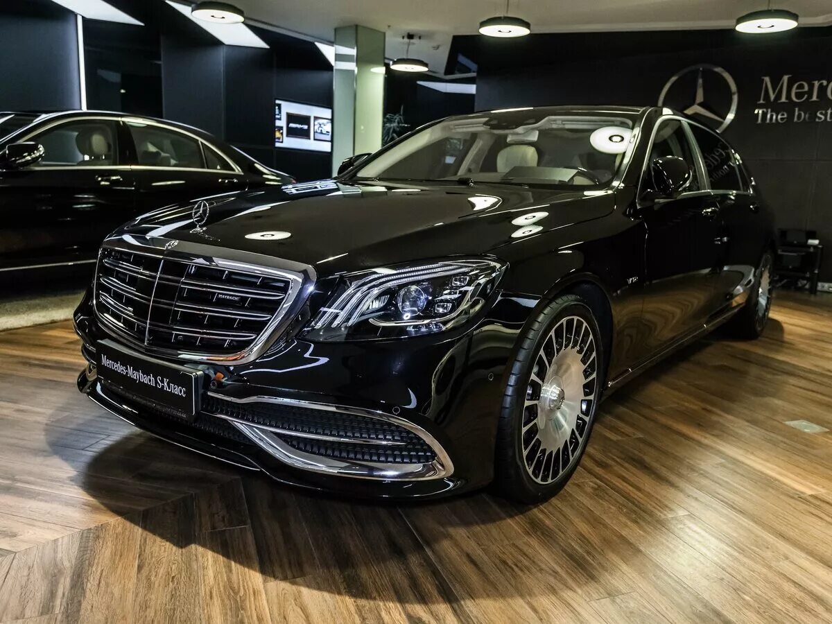 Mercedes Benz Maybach. Мерседес 222 Майбах. Мерседес Майбах s class. Мерседес Бенц s класс Майбах 2018.