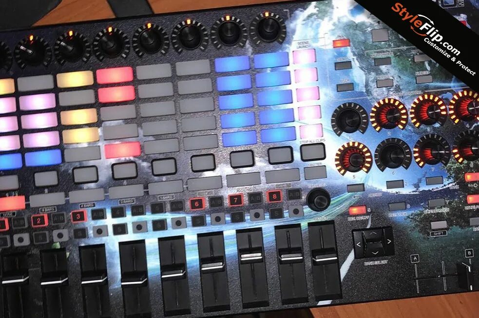 Apc mk2. Apc40 mk2. akai apc40 mk3. кроссфейдер для apc40 mk2. skin pangolin for akai apc40 mk2.