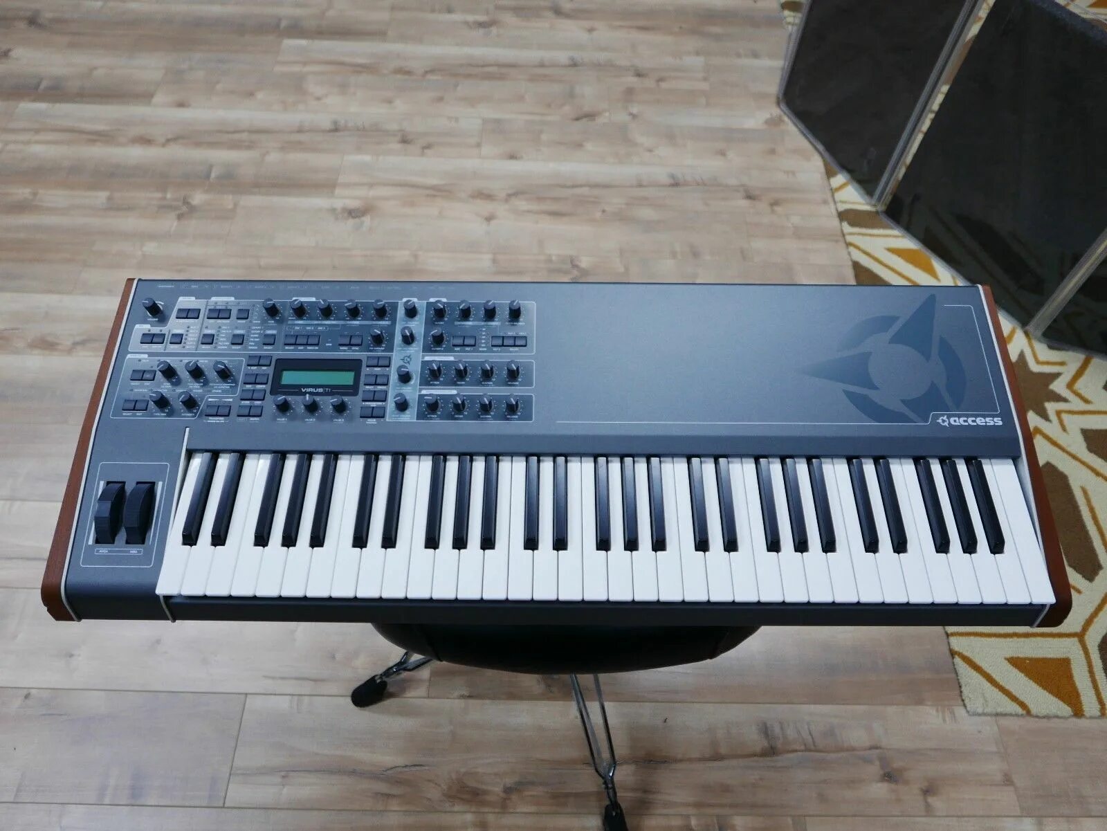 Virus ti. Access virus ti2 Keyboard. Access virus Keyboard t12. Virus ti Synthesizer. Клавиатура синтезатор 64кл.