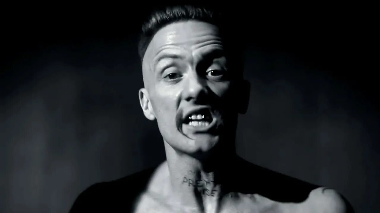 Antwoord cookie. Анис ди антвурд. Die antwoord Ninja. Картинки die antwoord - cookie Thumper. Julle.