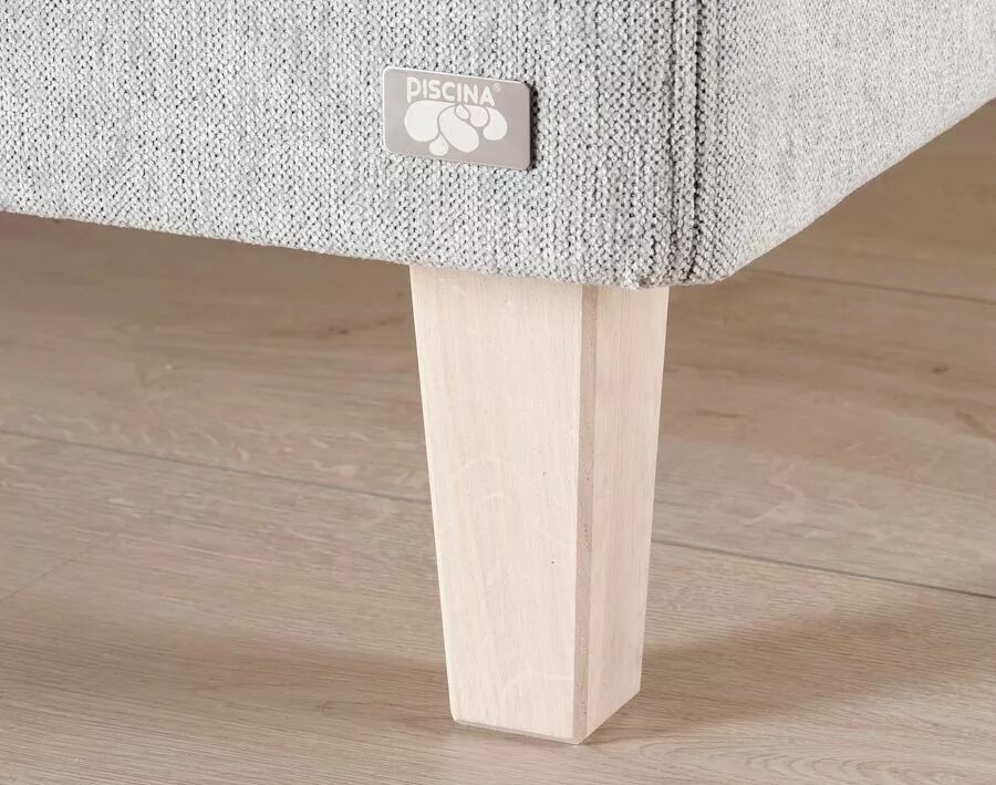 кровать на ножках. кровать из брусков. ножки для кровати. ножки для кровати из бруса. ножки кроватки.