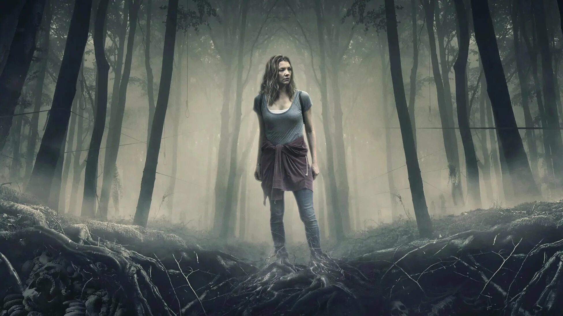 Фильм dans la foret 2016. Хижина в лесу фильм 2012 анна хатчисон. Лес призраков (the forest), 2015. В лесу фильм 2016 кадры. The forest 2016 фильм.