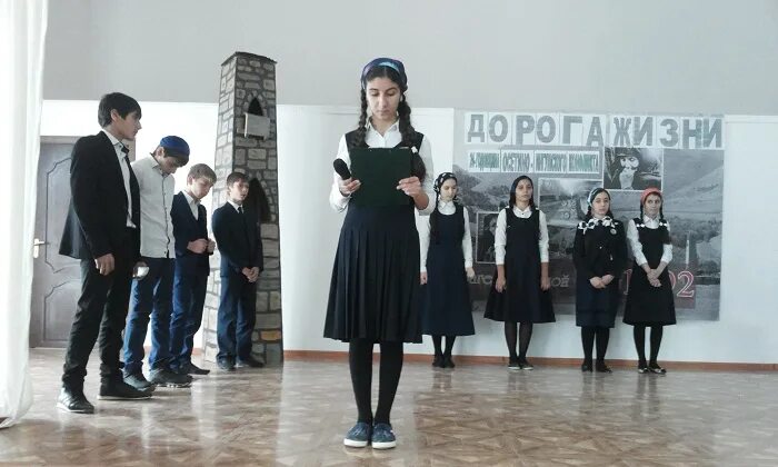 литературно-музыкальная композиция ко дню победы. театрализованное представление. литературно-музыкальная композиция. 80 лет сталинградской битвы 2023. литературномущыкальная композиция.