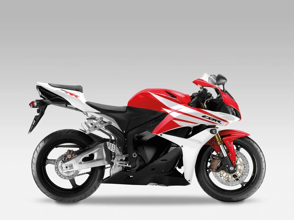 Honda cbr600rr белый. Honda cbr600rr 2007. Хонда 600rr. Honda cbr 600 максимальная скорость. Мотоцикл хонда cbr 600 rr.