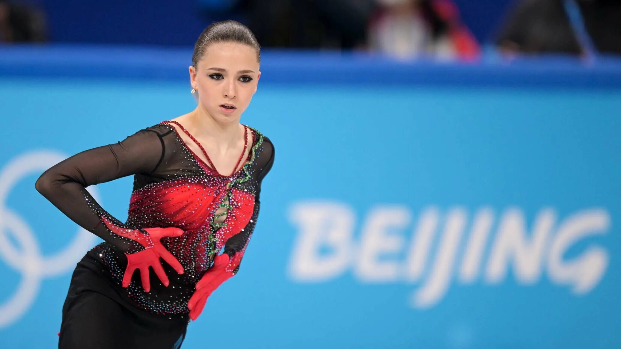 Что случилось с валеевой фигуристкой. Камила валиева 2020 произвольная программа. Камила валиева пекин 2022. Что случилось с валеевой фигуристкой. Что случилось с валеевой фигуристкой.