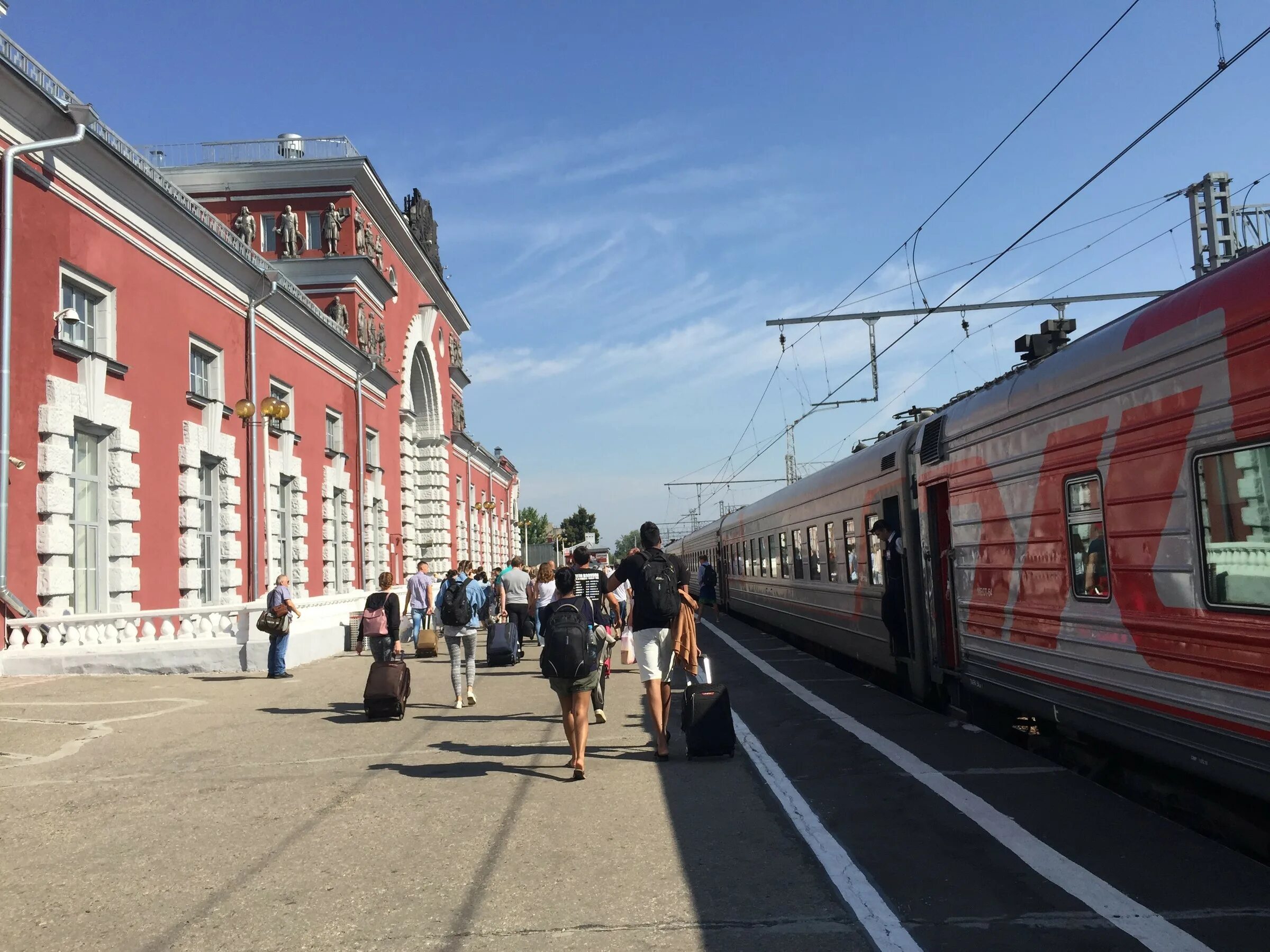 ЖД вокзал Курск. Железнодорожный вокзал Курск, Курск. Вокзал города Курска. Курский вокзал Курск.