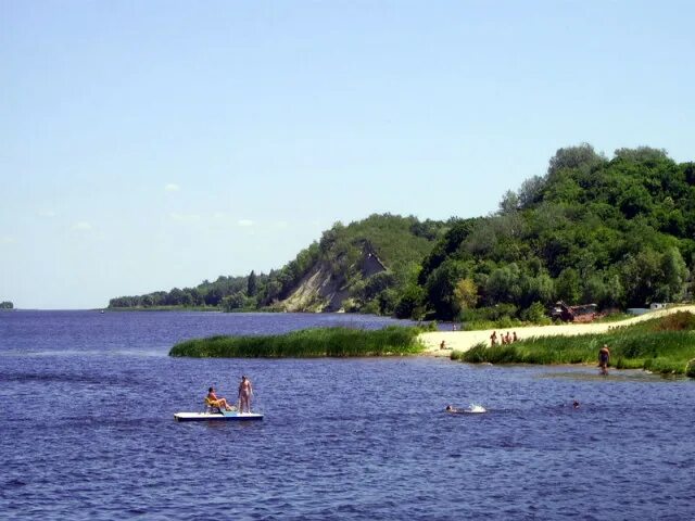 Каневском море. Ржищев Киевская обл. Каневский на море. Ржищев пляж Центральный. Ржищев фото.