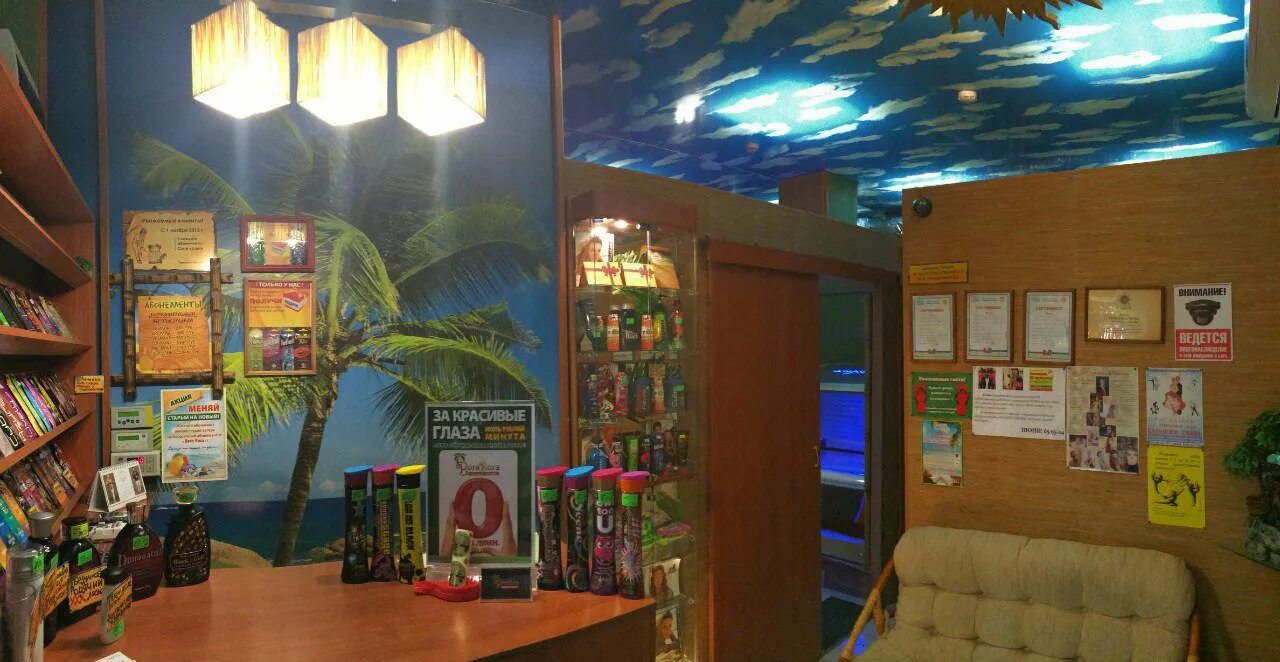 Солярий иркутск. Солярий power tower ultrasun 800. Люкс для солярия. Солярий tower 8000. Вертикальный солярий hiiq-sun.