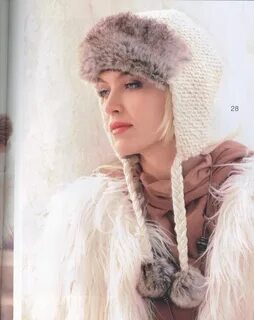 Связанная шапка ушанка спицами женская
