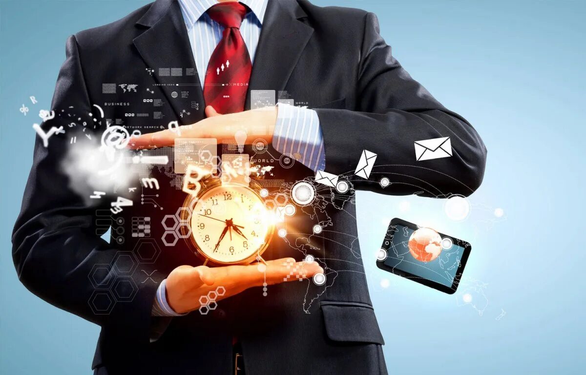 Бизнес фон. Бизнесмен на фоне гор. Бизнес фон. Бизнесмен фон. Бизнесмен для обложки.