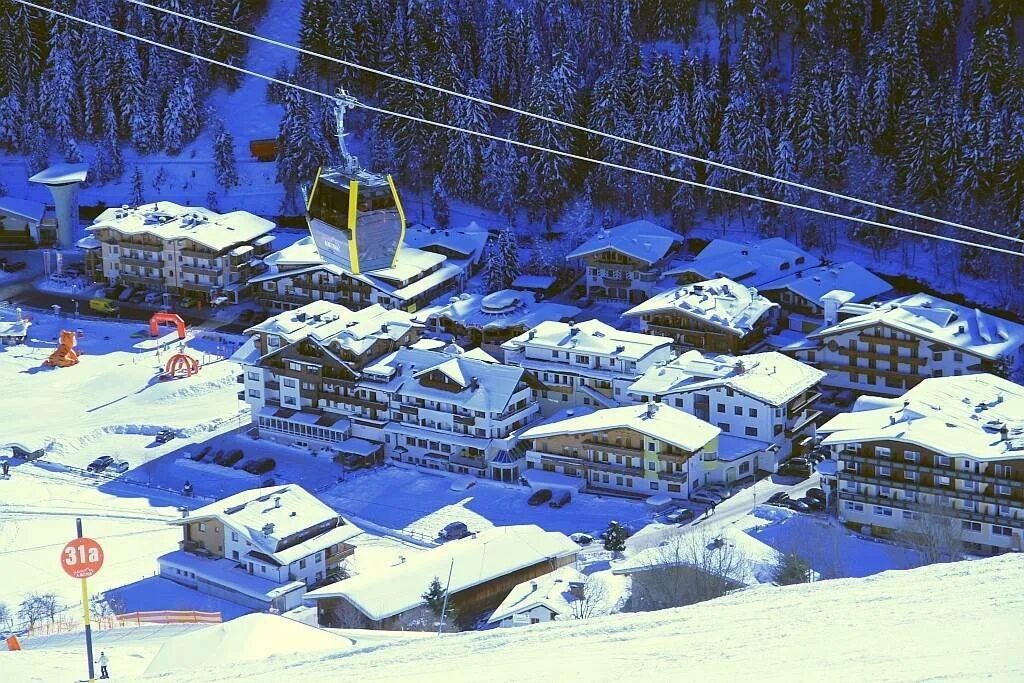 Хабарское горнолыжный комплекс нижний новгород. Спортивная деревня новинки. Лыжная трасса новинки нижний новгород. Горнолыжка нижний. Горнолыжка нижний.