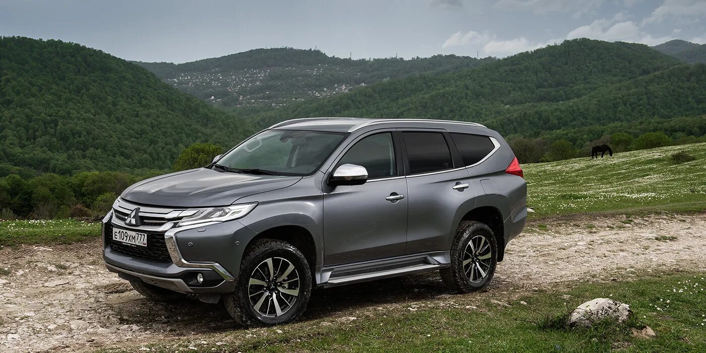 Мицубиси дизель отзывы. Митсубиси Pajero Sport. Mitsubishi Pajero Sport 2023. Митсубиси Паджеро спорт 4. Паджеро спорт 300.