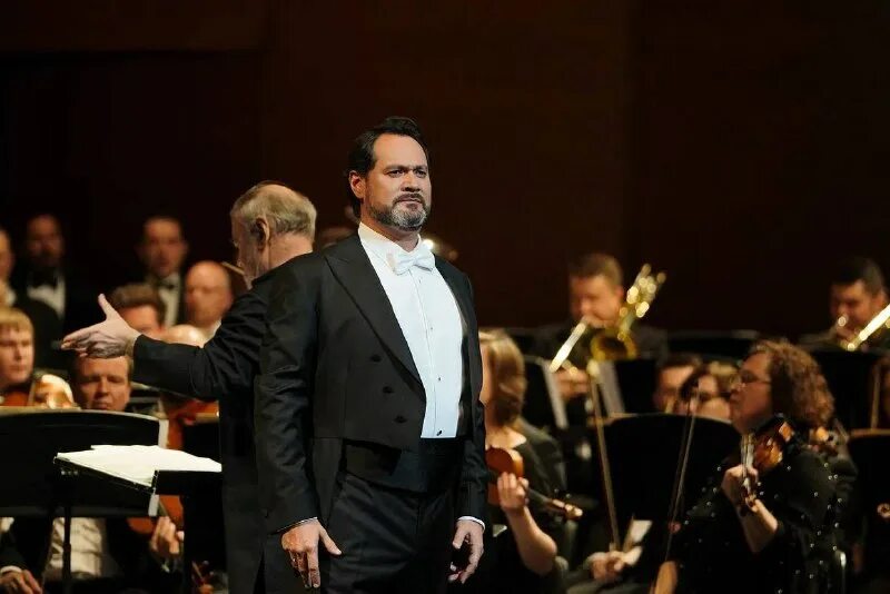 ильдар абдразаков селфи. новогодний концерт ильдар абдразаков 29 декабря. абдразаков раиль тюмень. абдразаков концерты в москве 2023. «фонда поддержки молодых талантов ильдара абдразакова».