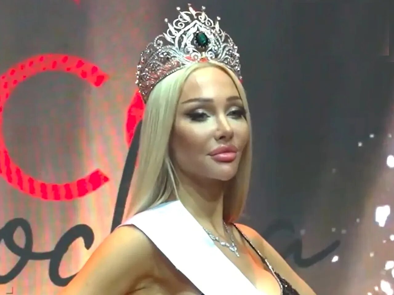 Певица Вика Цыганова назвала бедой итоги конкурса "Миссис Россия - 2023" RuNews2