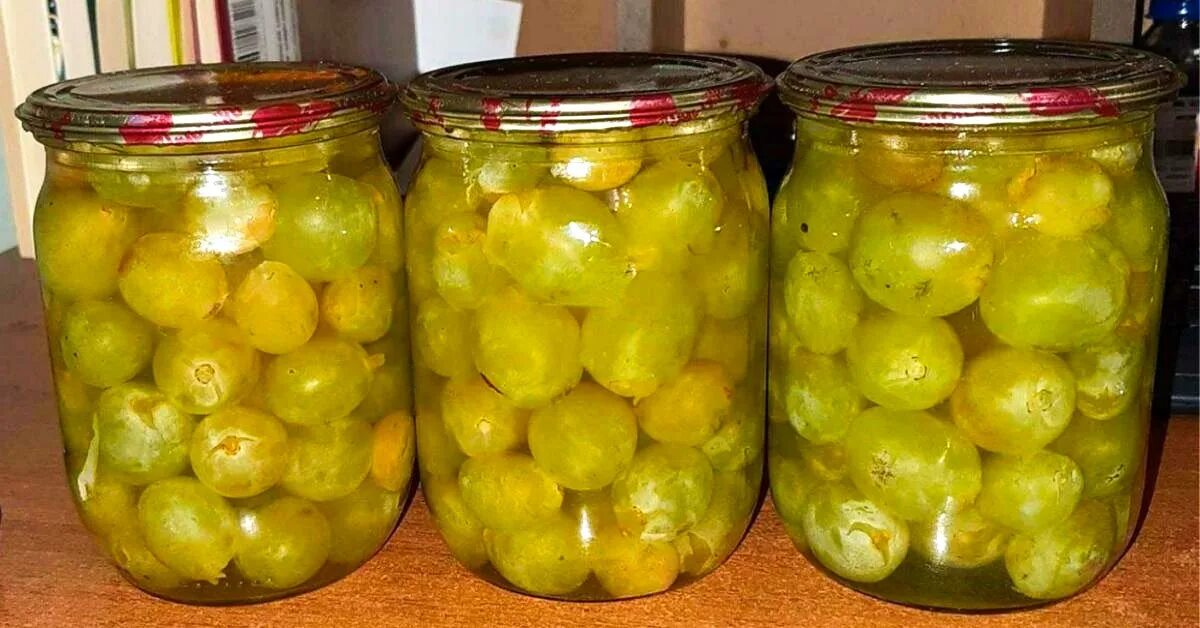 Моченый виноград. Маринованный виноград. Соленый виноград. Моченый виноград. Маринады из винограда.