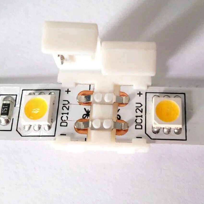 Почему светодиоды. Соединение светодиодной ленты под углом 90 градусов.