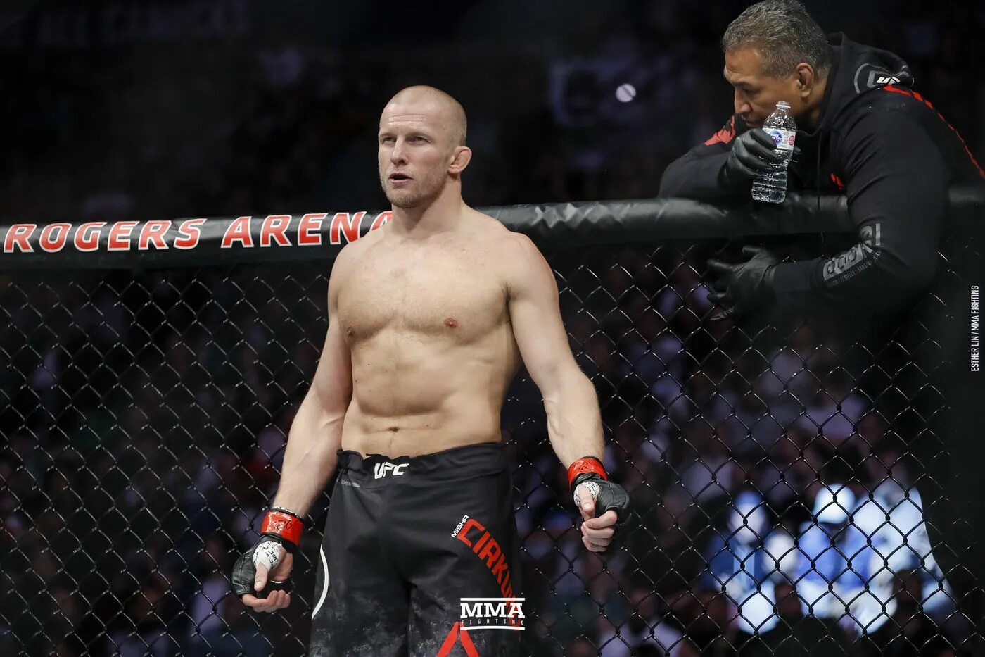 Луке боец. Миша циркунов боец. миша чиркунов ufc.