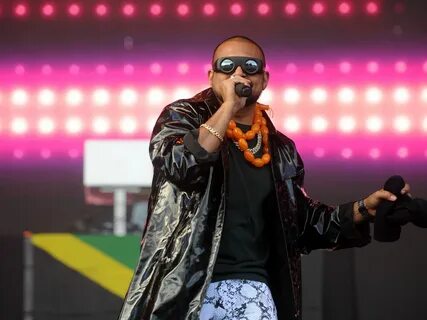 Image result for Sean Paul At Glastonbury.