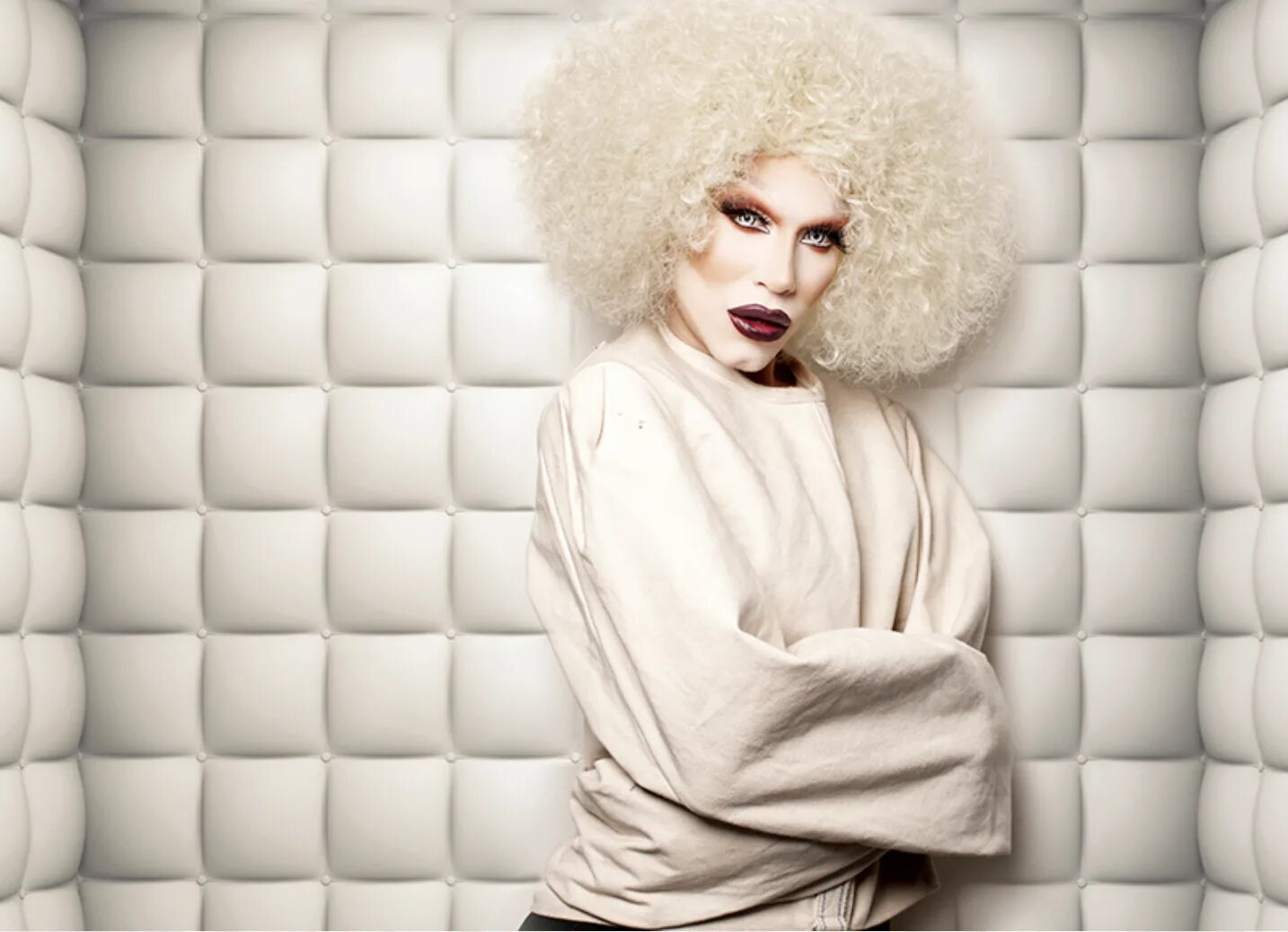 Шэрон Нидлз. Sharon Needles. Драг Квин макияж. Sharon певец.