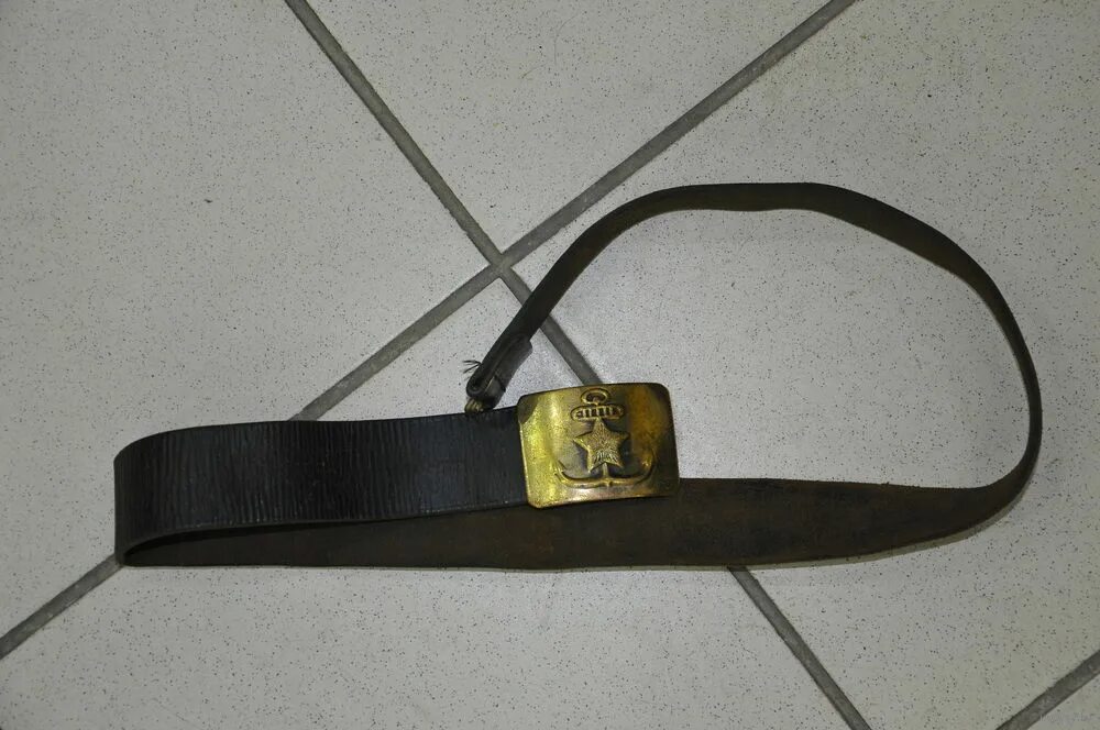 Ремень матроса вмф ссср 1941г. Ремень моряка. Ремень вмф ссср. Морской военный ремень. Ремень моряка.