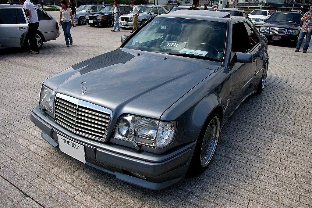 мерседес 124 серый металлик. мерседес w124 серый. серый 124. мерседес 124 300е. Mercedes 124 рестайлинг.