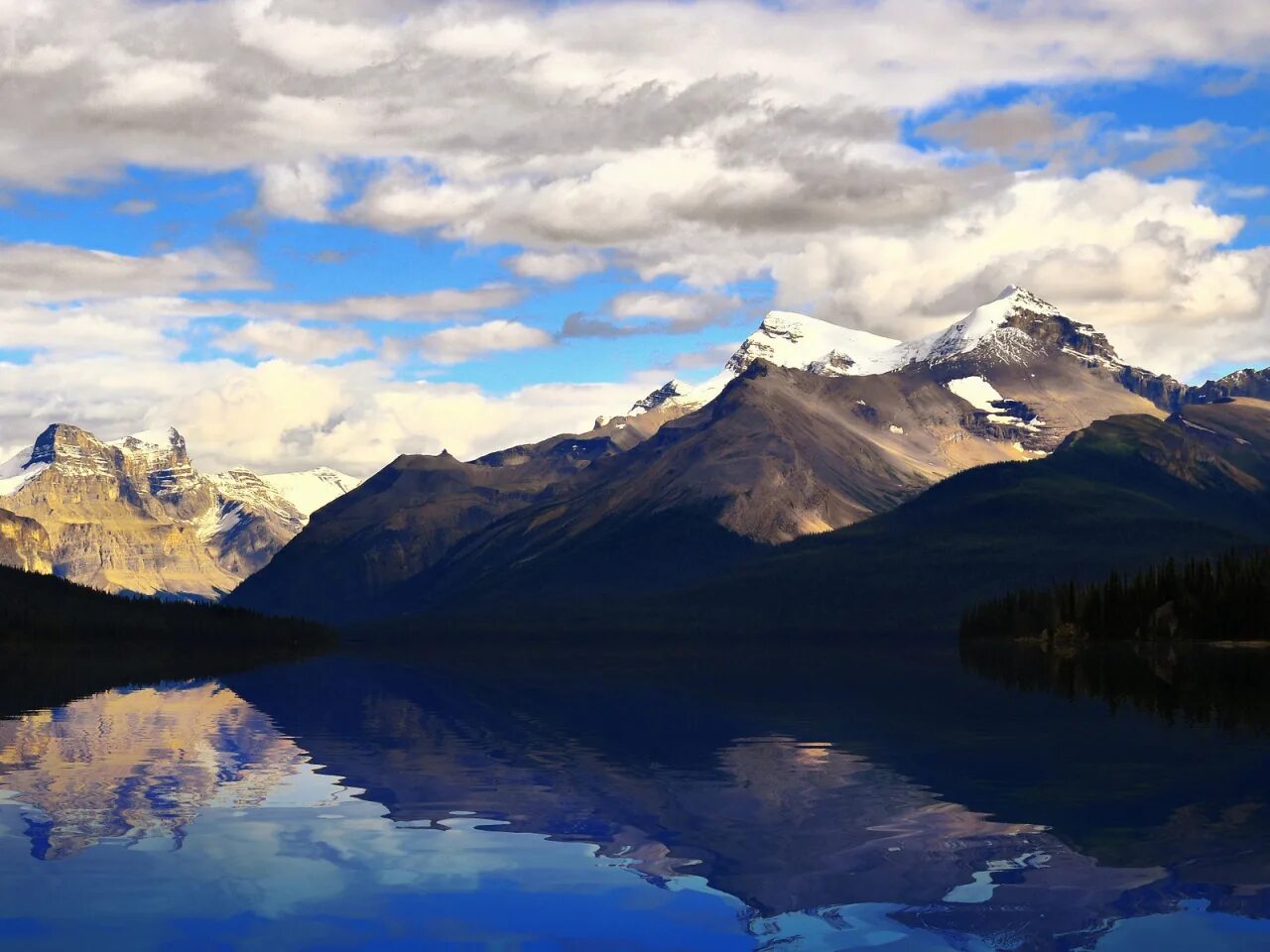 Водопад хенгьанефоссен. Архыз ущелье реки дукка озеро семицветное. Архыз минеральные воды кавказ. Курортное озеро в железноводске. Кавказ бурная горная река.