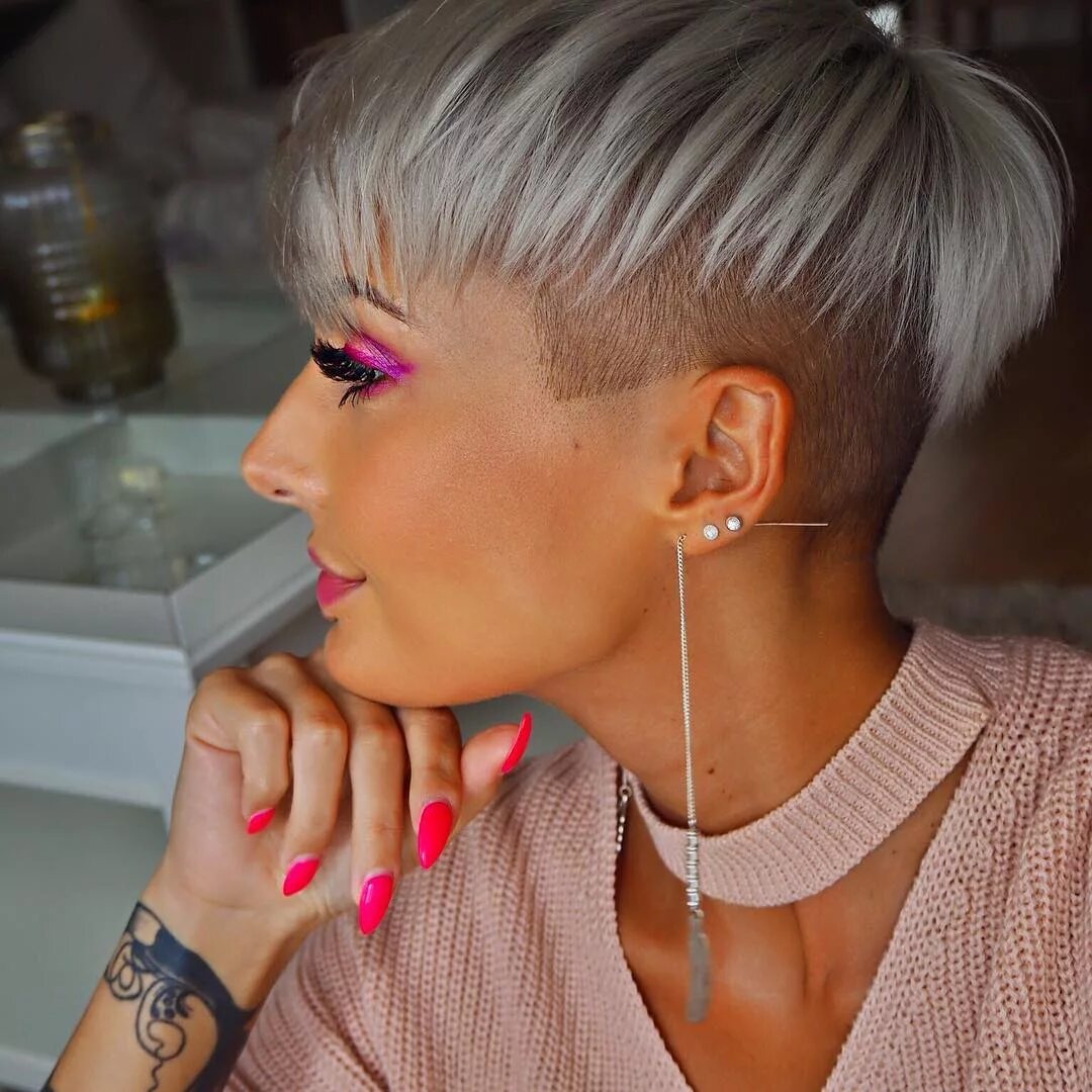Pixie peep