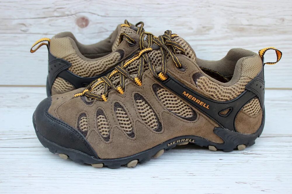 Кроссовки из вьетнама. Merrell mbound. Кроссовки Merrell м57. Кроссовки мерелл вьетнамские. Кроссовки Merrell 1989.