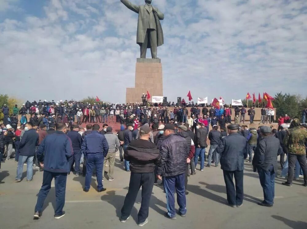 Праздник в оше. Карго ош. Строитель город ош. Баткенская согуш. Жизнь в ош.