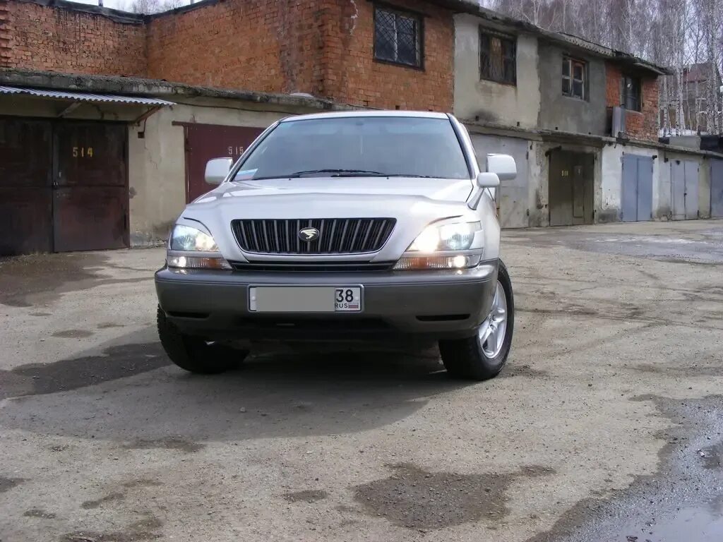 Toyota harrier 2000 год. Тойота Харриер 2000. Toyota Harrier 2000 года. Тойота Харриер 2000г. Тойота Харриер черный 2000г.