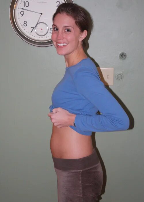 Животк на 18 неделе беременности. Живот на 18 неделе. Живот на 18 неделе беременности. Как выглядит живот на 18. Как выглядит живот на 18.