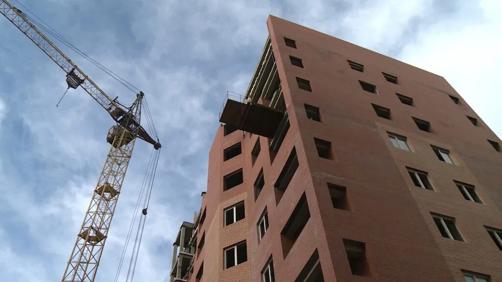 Астрахань строится. Астрахань ацкк район. Астрахань строят новую школу. Жк стройфорд в новочеркасске. Жк астрахань.